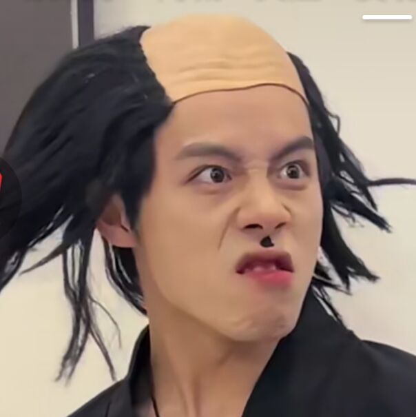 用户头像-世界树下你和我